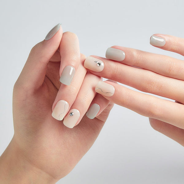 [BRIDE TO BE] MAGIC PRESS NAIL - MISTY GREY