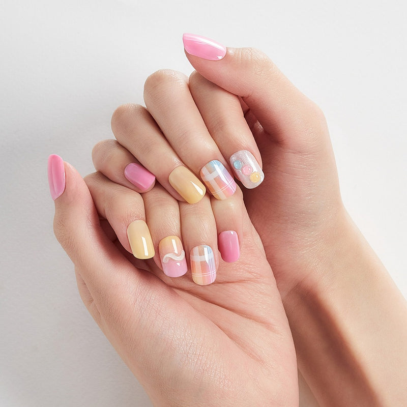 [PASTEL PARADISE] MAGIC PRESS NAIL - SOFT CANDY