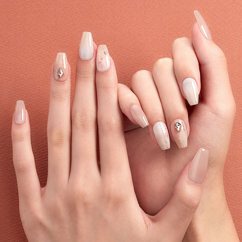 [LOVE MOMENT] MAGIC PRESS NAIL - PEACH GARDEN