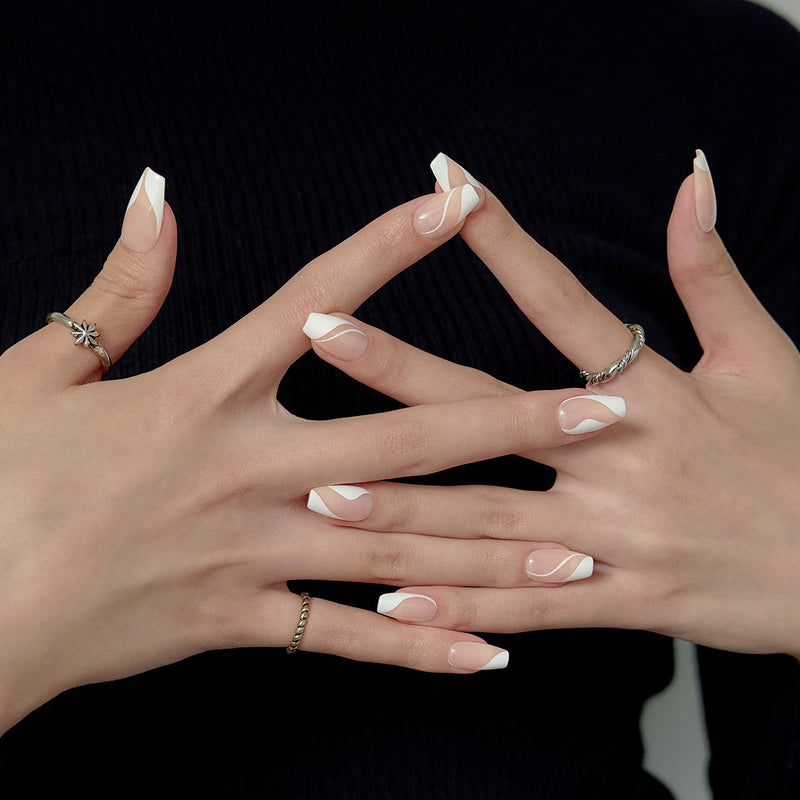 [CHIC COFFIN] MAGIC PRESS NAIL - WHITE SWIRL